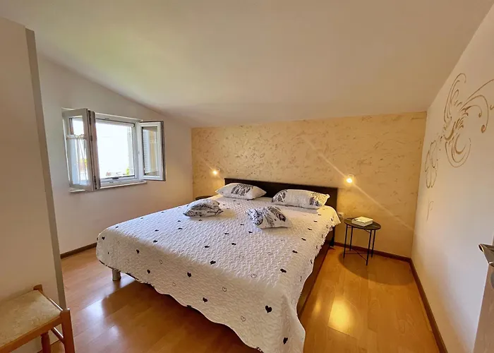 With Parking Space Silo, Krk - 18757 Šilo